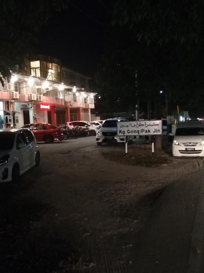 Daisyinn Budget Hotel Kuala Terengganu Kampong Gong Badak Luaran gambar