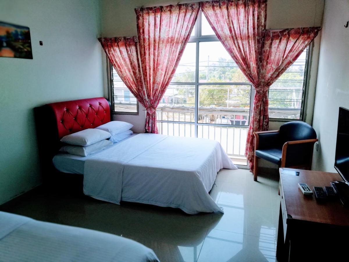 Daisyinn Budget Hotel Kuala Terengganu Kampong Gong Badak Luaran gambar