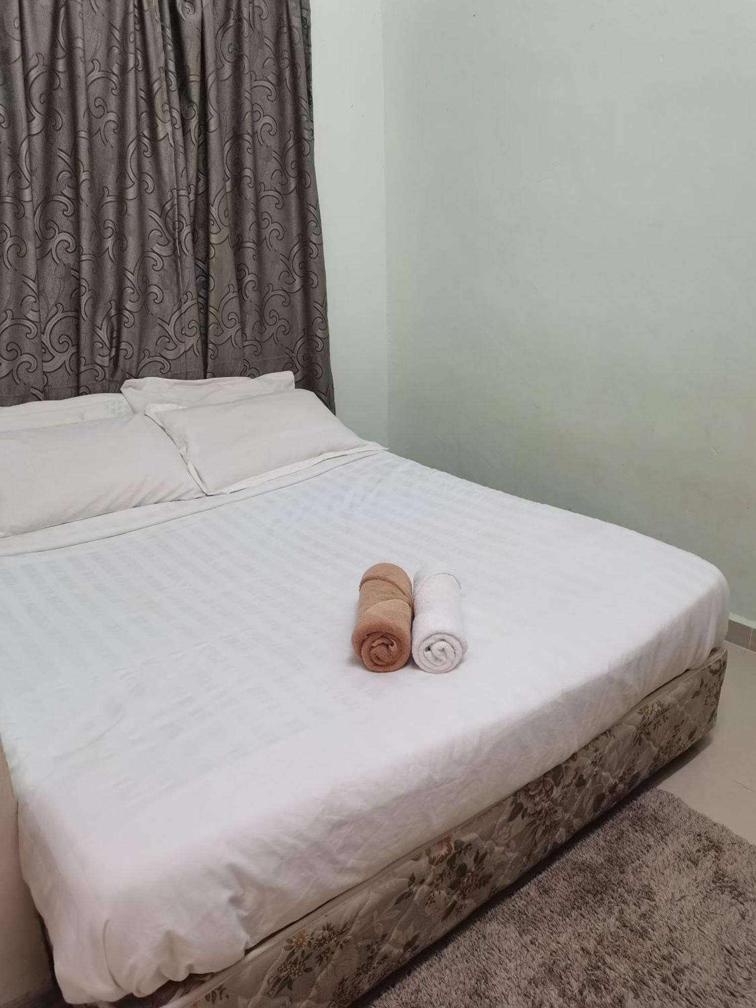 Daisyinn Budget Hotel Kuala Terengganu Kampong Gong Badak Luaran gambar